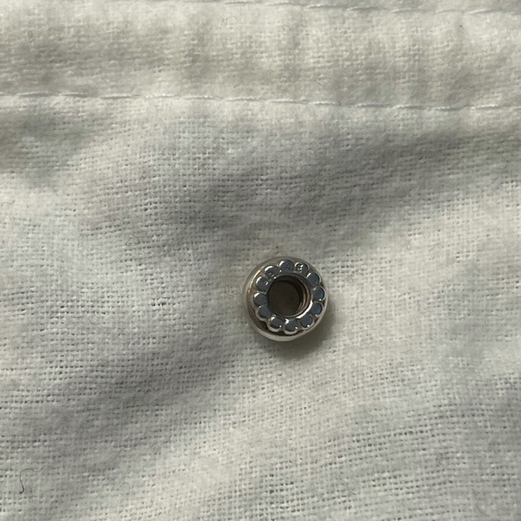 Authentic Pandora charm - Picture 3 of 3